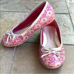 Cute sparkling shoes